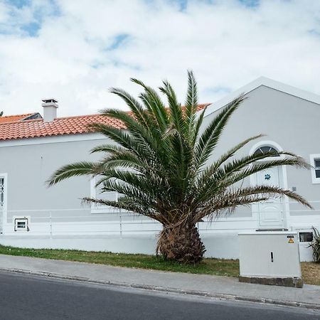 Seaside Azores Villa With Natural Pool, Terrace & Barbecue Capelas Luaran gambar