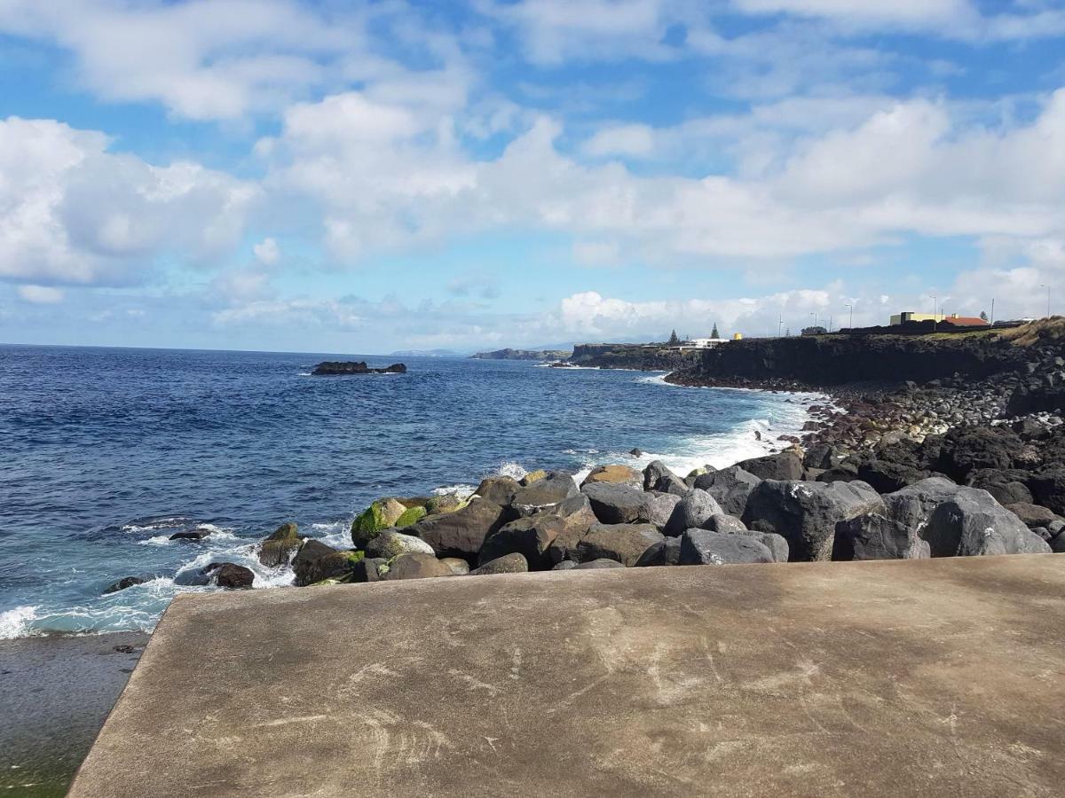 Seaside Azores Villa With Natural Pool, Terrace & Barbecue Capelas Luaran gambar