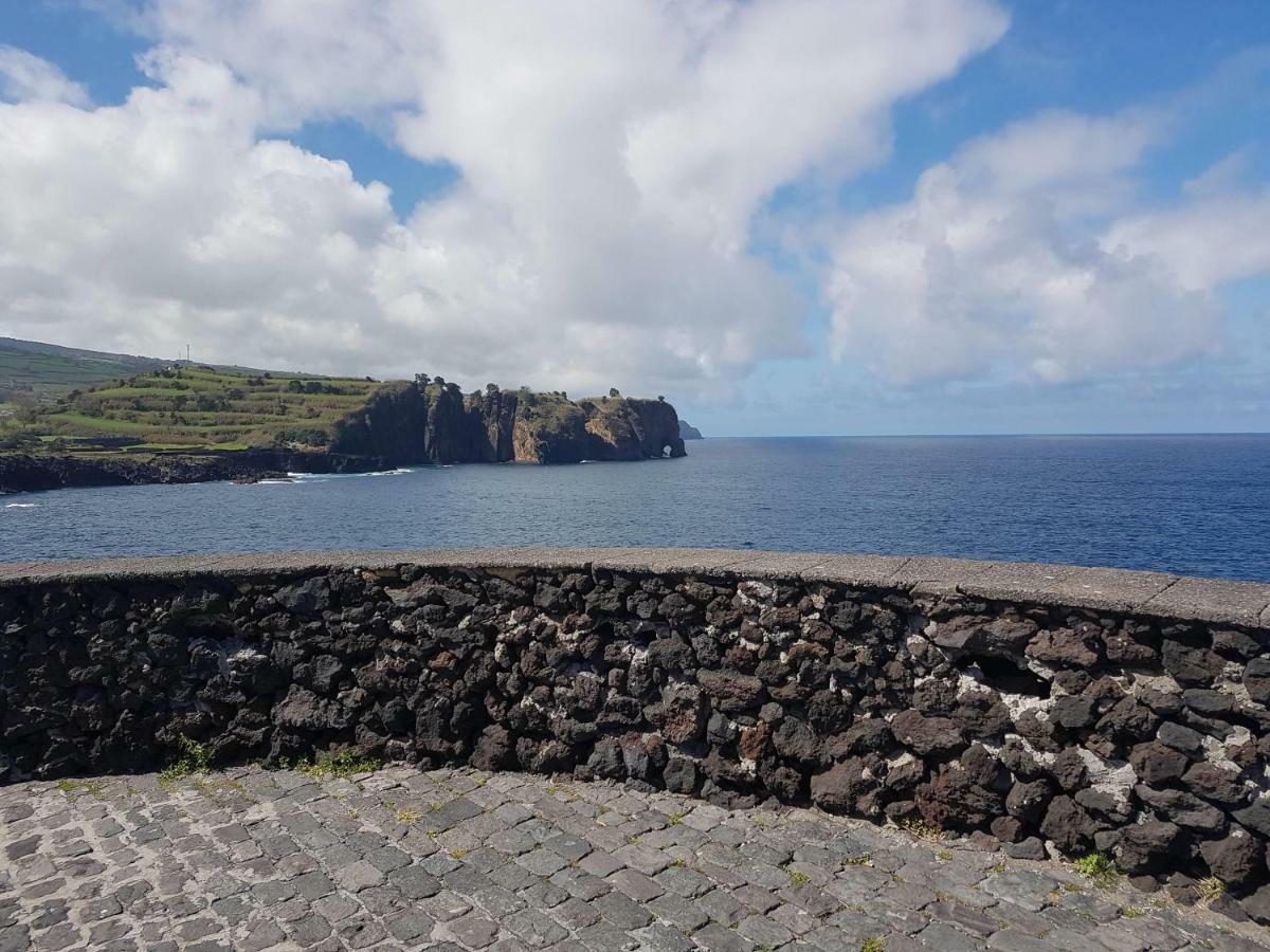 Seaside Azores Villa With Natural Pool, Terrace & Barbecue Capelas Luaran gambar